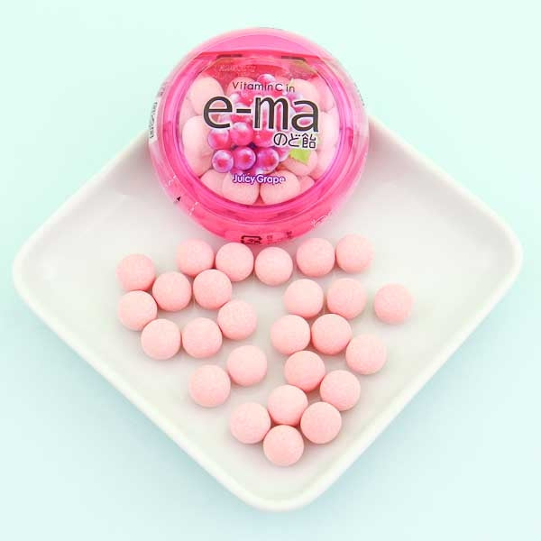 菓子 yu-ma UHA e-ma Fruit Juice Candy - Juicy Grape Flavor – Japan Candy Store