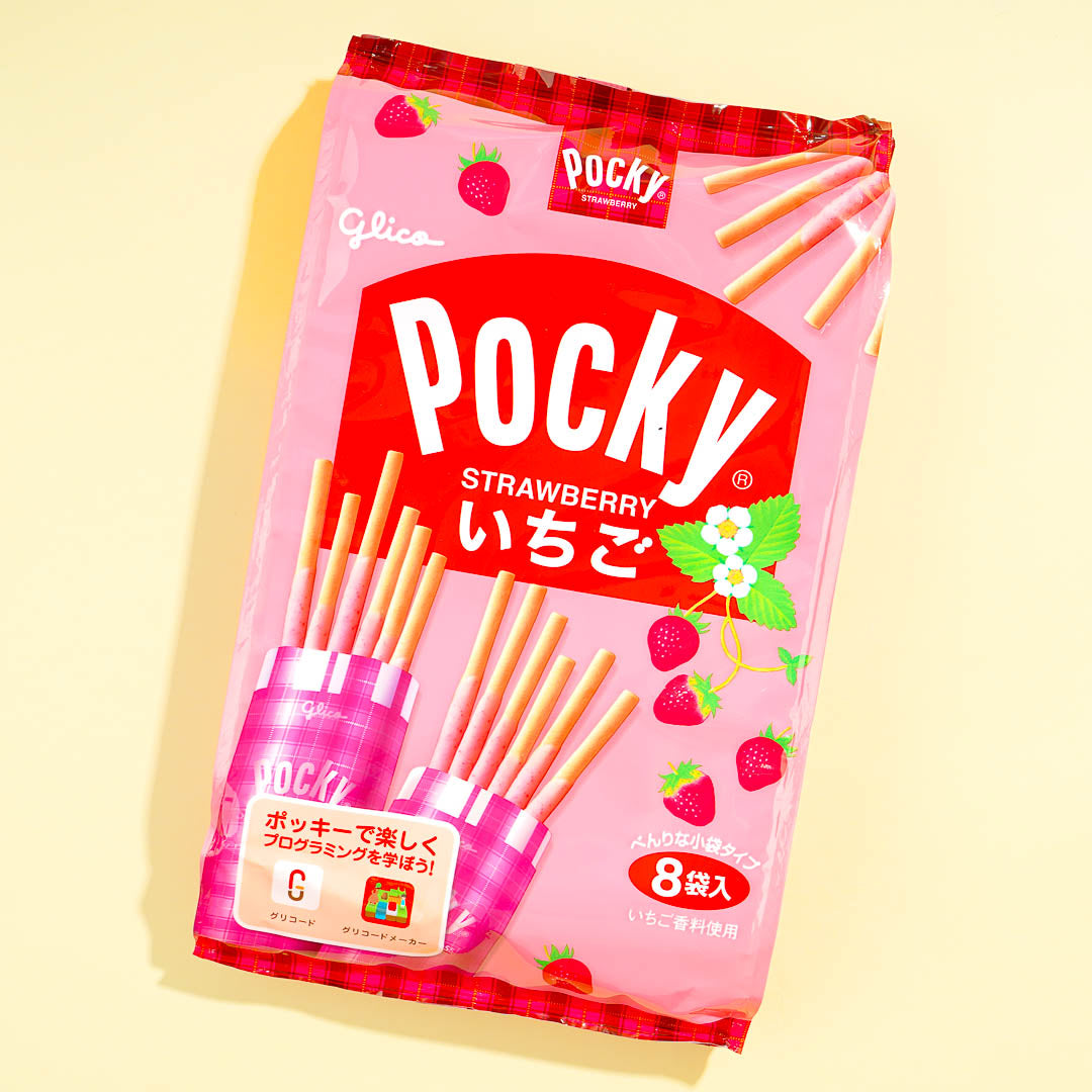 Giant Strawberry Pocky Biscuit Sticks Pack - 8 pcs – Japan Candy Store